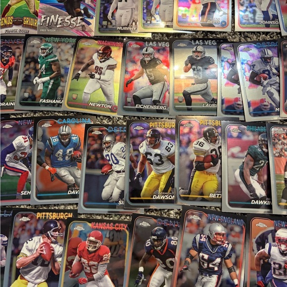 82 card lot of 2024 Topps Chrome & Resurgence football cards NFL - Picture 3 of 11